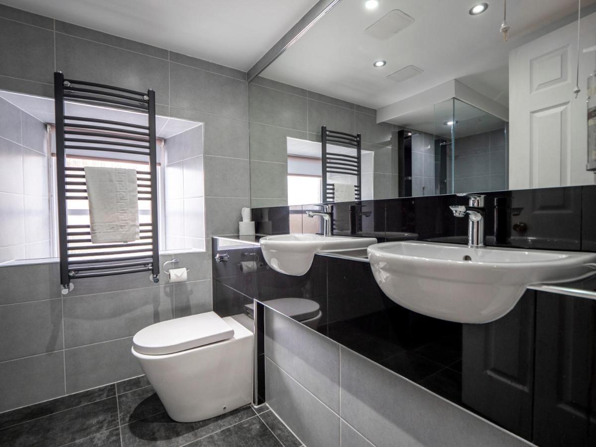 Blackbull Hotel Tarbolton Ngoại thất bức ảnh
