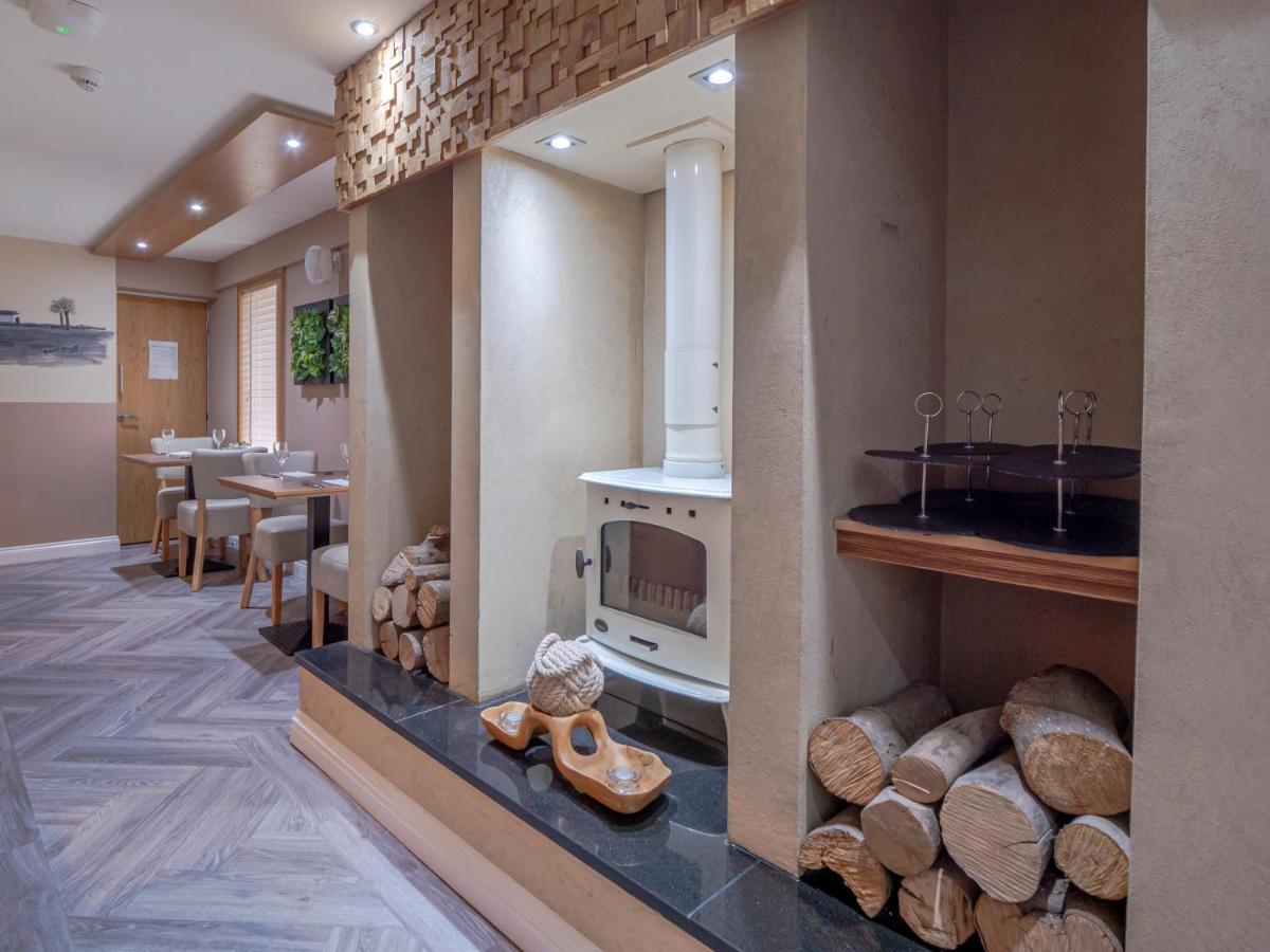 Blackbull Hotel Tarbolton Ngoại thất bức ảnh